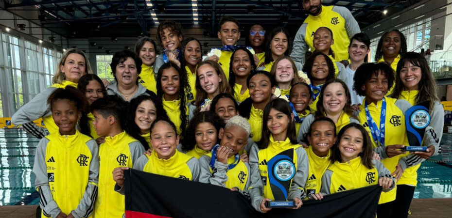 Flamengo é campeão do Brasileiro Infantil e Juvenil de Nado Artístico